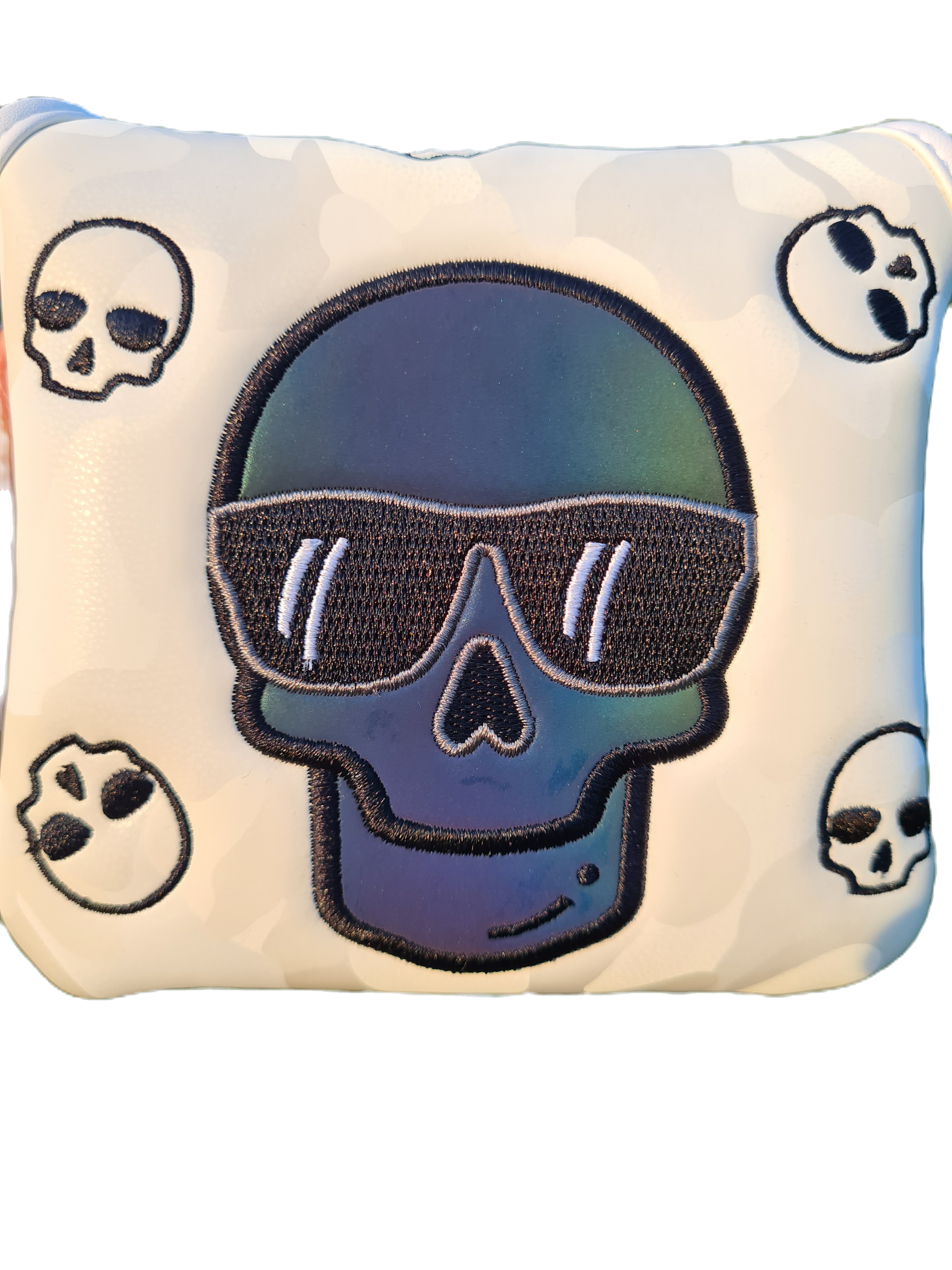 The Cool Skull Mallet Putter Headcover image 1